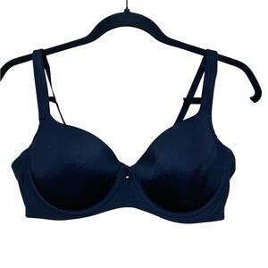Ellen Tracy Black Underwire Style #59333 Bra in Size 38C.